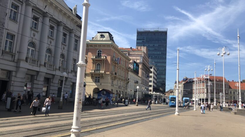 Zagreb, strogi centar, ulični poslovni prostor, najam