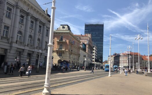 Ulični poslovni prostor, Zagreb, strogi centar, najam