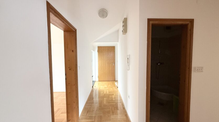 Zagreb, Malešnica, ured sa parkingom, najam
