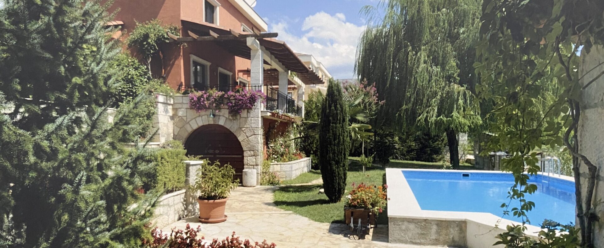 BiH, nedaleko Mostara, vila, bazen, uz rijeku, prodaja, Investa Vero