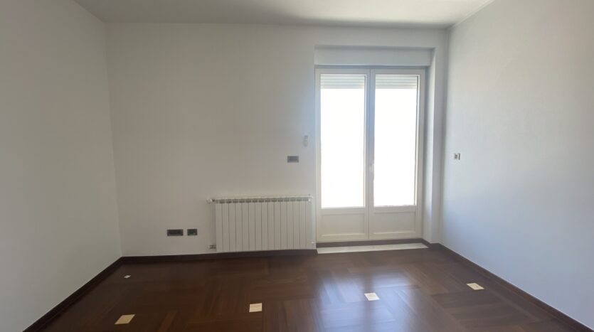 Zagreb, Trg bana Jelačića, luksuzan ured, najam
