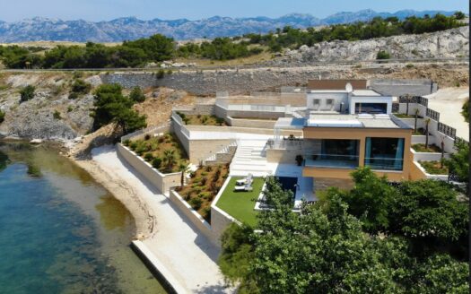 Zadar okolica, nova luksuzna vila sa bazenom, prvi red, prodaja