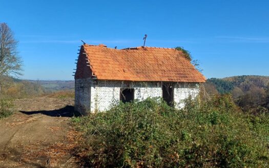 Poljoprivredno zemljište na prodaju – područje Slunja (Hrvatska)